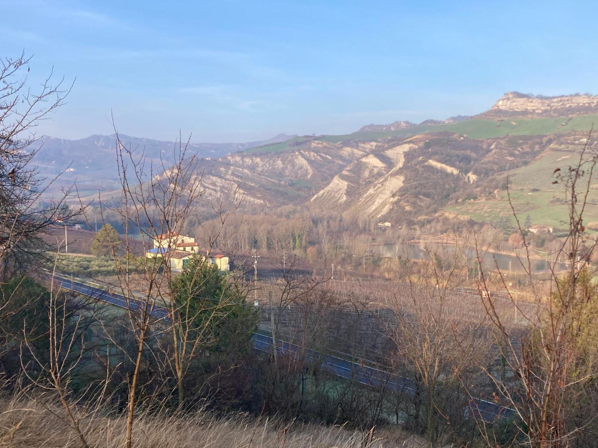 Ca' Vanello Borgo Tossignano Exterior photo