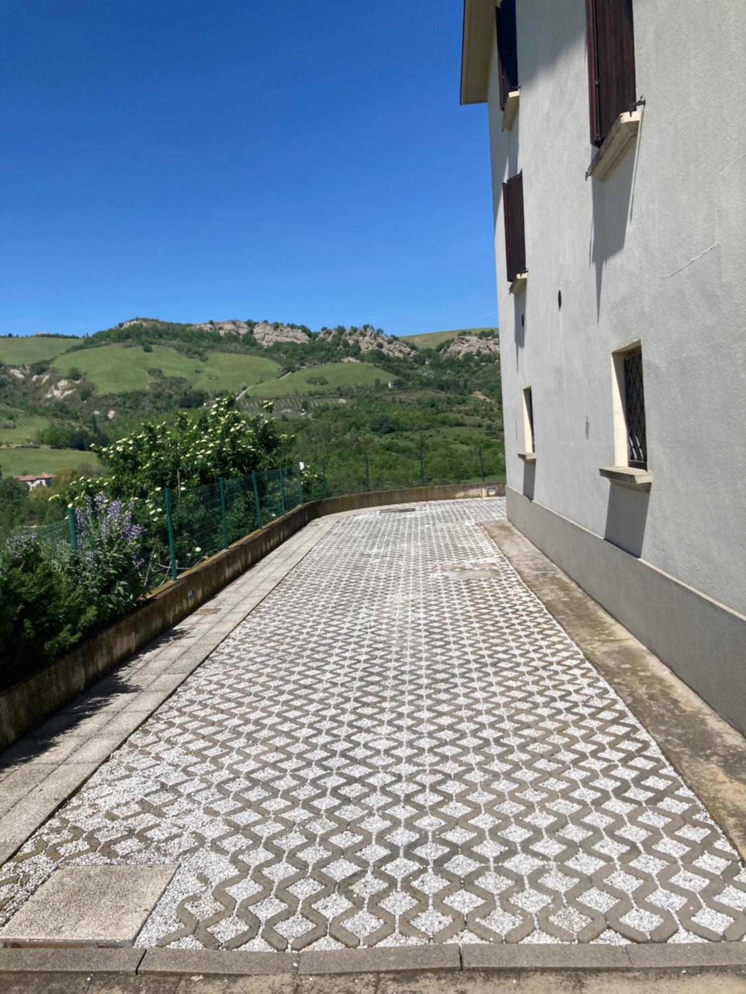 Ca' Vanello Borgo Tossignano Exterior photo