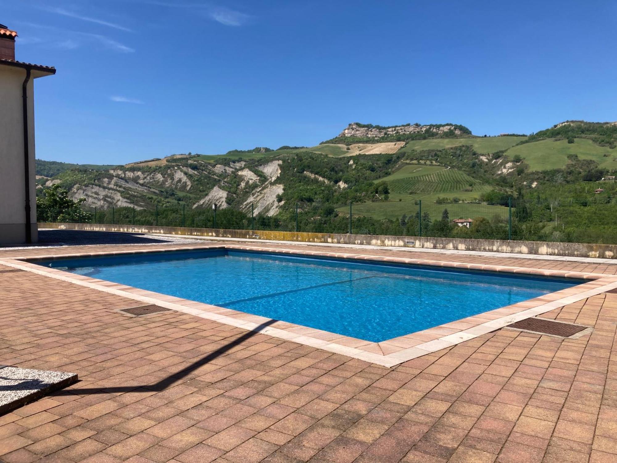 Ca' Vanello Borgo Tossignano Exterior photo