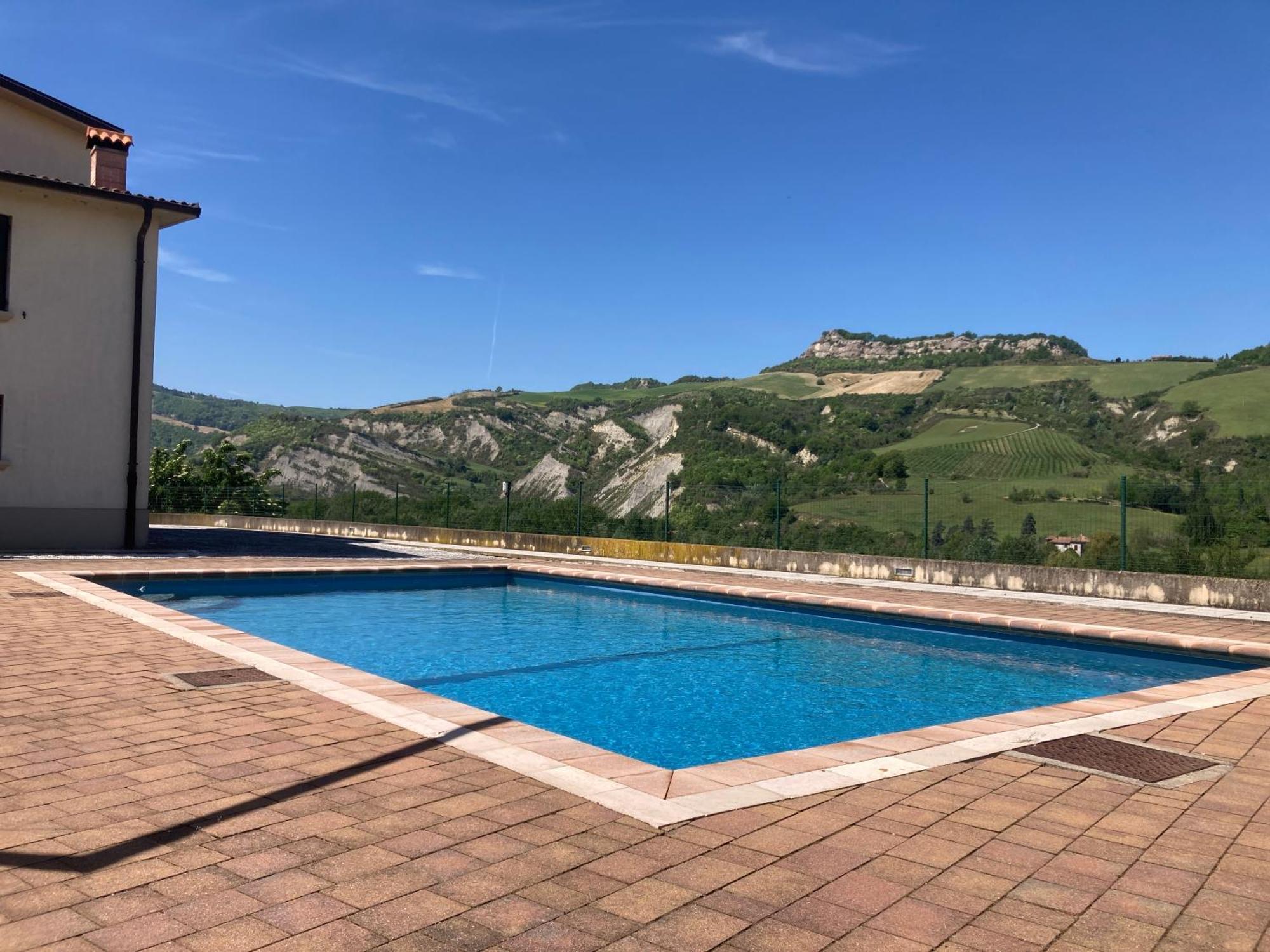 Ca' Vanello Borgo Tossignano Exterior photo